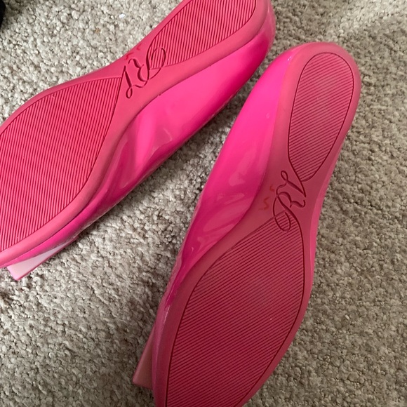 Size 37 Roger Vivier Gommette size 37 - Picture 2 of 5